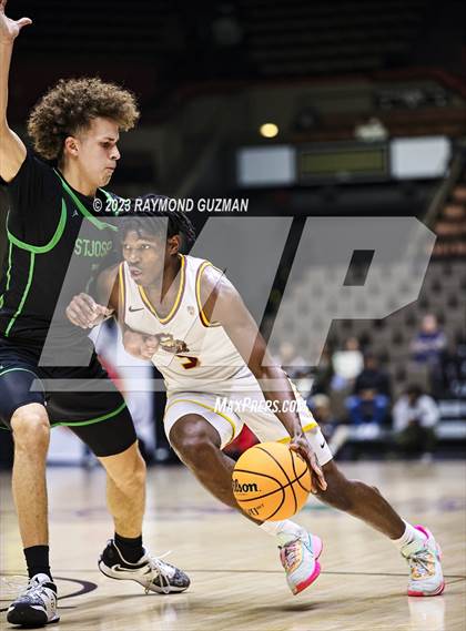 Thumbnail 3 in St. Joseph vs. Clovis West (CIF CS D1 Championship) photogallery.