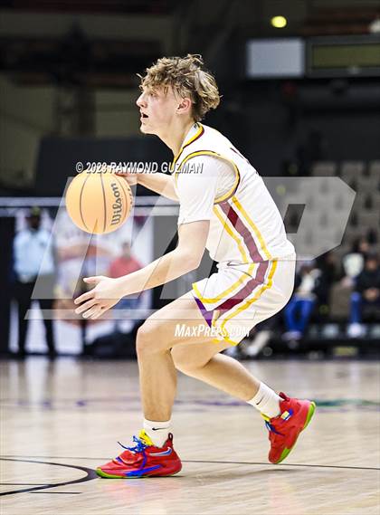 Thumbnail 2 in St. Joseph vs. Clovis West (CIF CS D1 Championship) photogallery.
