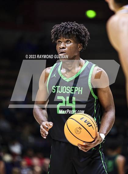 Thumbnail 1 in St. Joseph vs. Clovis West (CIF CS D1 Championship) photogallery.