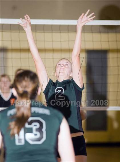 Thumbnail 3 in Pitman vs Summerville (Oakdale Invitational) photogallery.