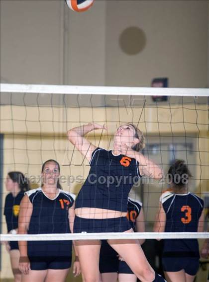 Thumbnail 2 in Pitman vs Summerville (Oakdale Invitational) photogallery.