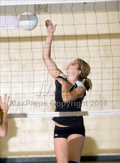 Thumbnail 1 in Pitman vs Summerville (Oakdale Invitational) photogallery.