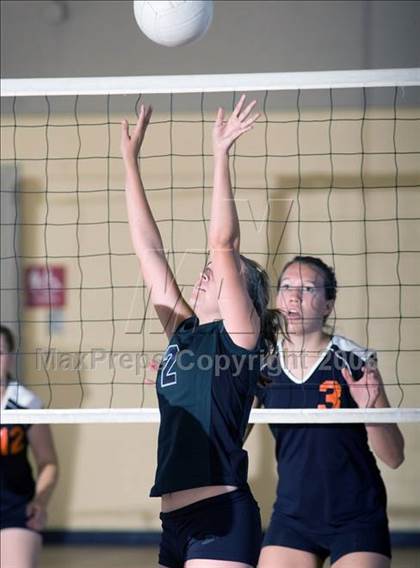 Thumbnail 2 in Pitman vs Summerville (Oakdale Invitational) photogallery.