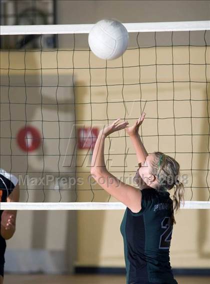 Thumbnail 2 in Pitman vs Summerville (Oakdale Invitational) photogallery.
