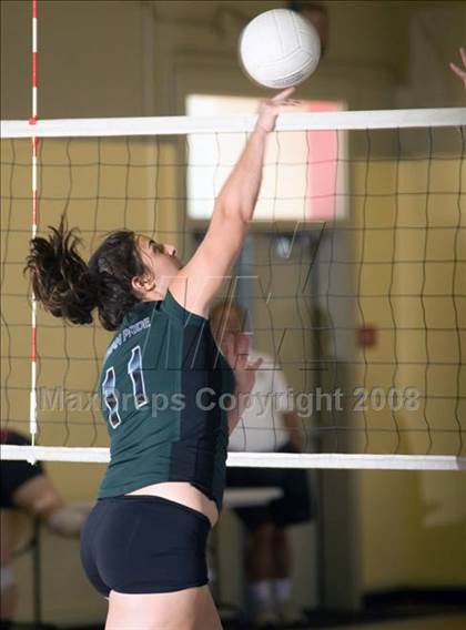 Thumbnail 1 in Pitman vs Summerville (Oakdale Invitational) photogallery.