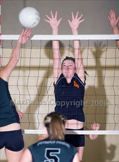 Thumbnail 1 in Pitman vs Summerville (Oakdale Invitational) photogallery.