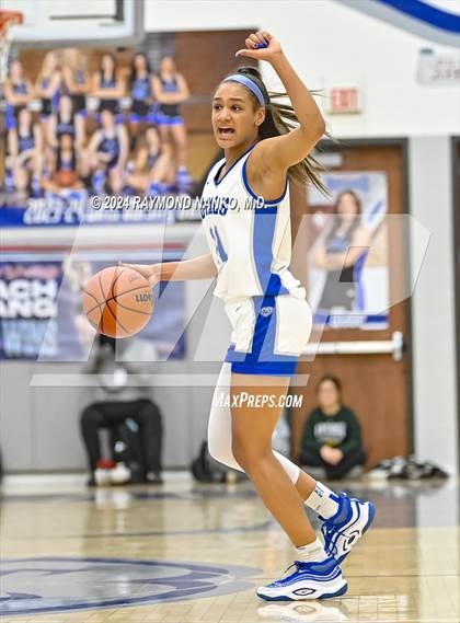 Thumbnail 1 in Hamilton Southeastern vs Westfield (IHSAA 4A Section 8 Round 1) photogallery.