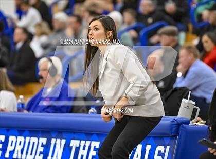 Thumbnail 1 in Hamilton Southeastern vs Westfield (IHSAA 4A Section 8 Round 1) photogallery.