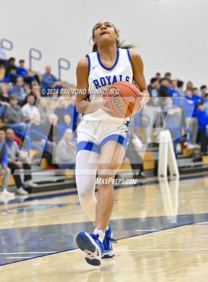 Thumbnail 1 in Hamilton Southeastern vs Westfield (IHSAA 4A Section 8 Round 1) photogallery.