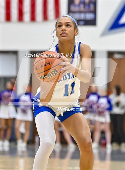 Thumbnail 3 in Hamilton Southeastern vs Westfield (IHSAA 4A Section 8 Round 1) photogallery.