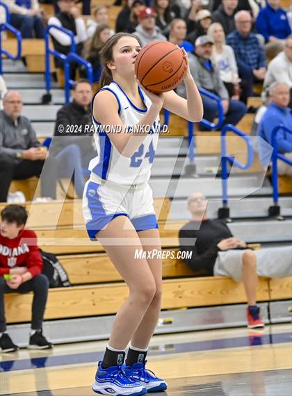 Thumbnail 2 in Hamilton Southeastern vs Westfield (IHSAA 4A Section 8 Round 1) photogallery.