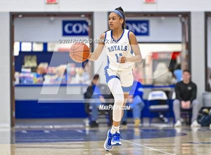 Thumbnail 2 in Hamilton Southeastern vs Westfield (IHSAA 4A Section 8 Round 1) photogallery.