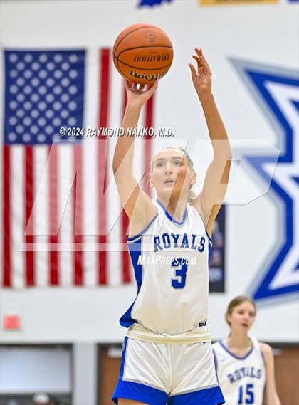 Thumbnail 3 in Hamilton Southeastern vs Westfield (IHSAA 4A Section 8 Round 1) photogallery.