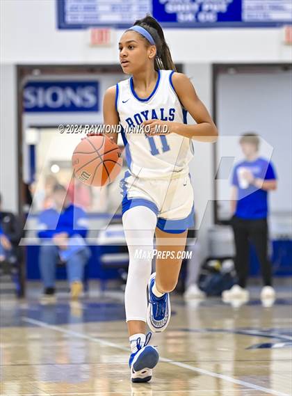 Thumbnail 3 in Hamilton Southeastern vs Westfield (IHSAA 4A Section 8 Round 1) photogallery.