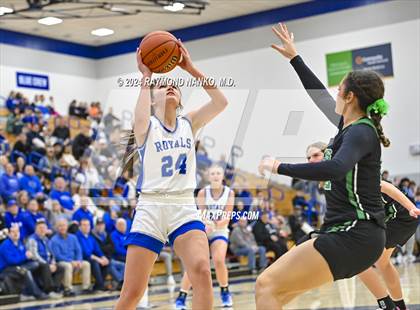 Thumbnail 2 in Hamilton Southeastern vs Westfield (IHSAA 4A Section 8 Round 1) photogallery.