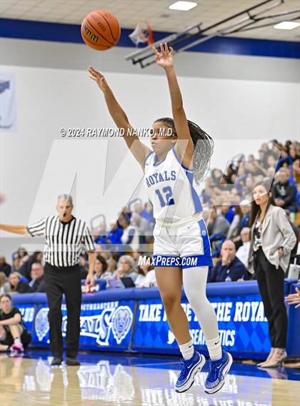 Thumbnail 1 in Hamilton Southeastern vs Westfield (IHSAA 4A Section 8 Round 1) photogallery.