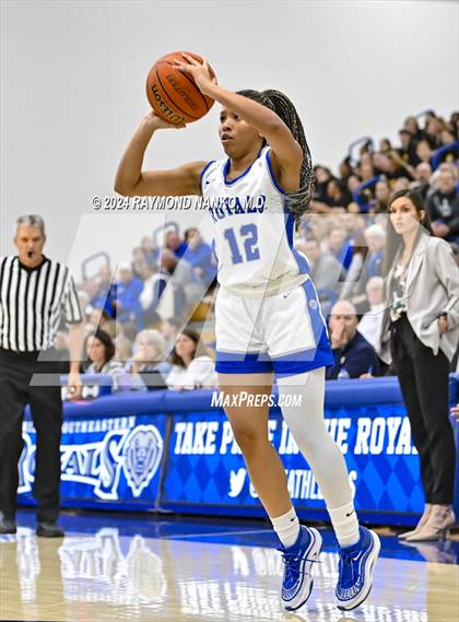 Thumbnail 3 in Hamilton Southeastern vs Westfield (IHSAA 4A Section 8 Round 1) photogallery.
