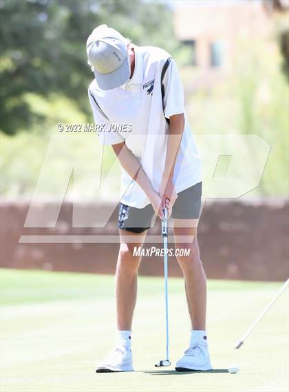 Thumbnail 1 in AIA Division III State Championships  photogallery.