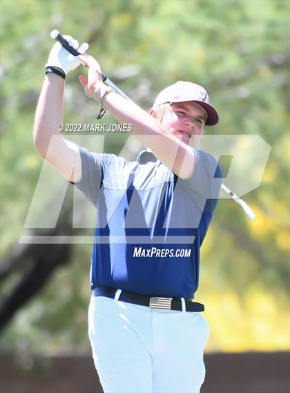 Thumbnail 2 in AIA Division III State Championships  photogallery.