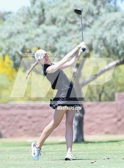 Thumbnail 1 in AIA Division III State Championships  photogallery.