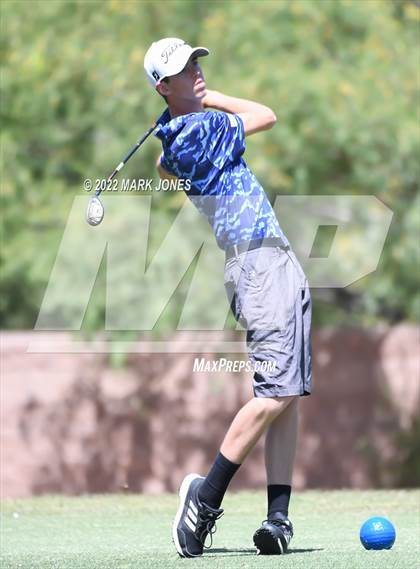 Thumbnail 3 in AIA Division III State Championships  photogallery.