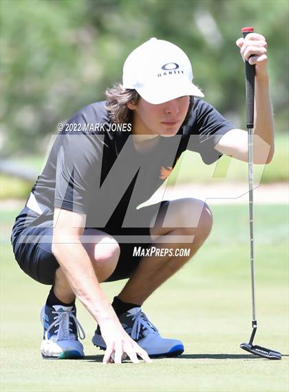 Thumbnail 2 in AIA Division III State Championships  photogallery.