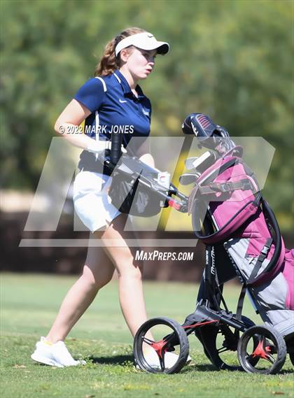 Thumbnail 2 in AIA Division III State Championships  photogallery.