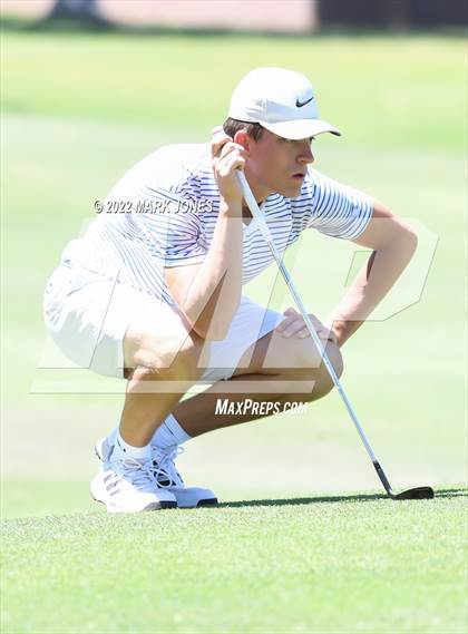 Thumbnail 1 in AIA Division III State Championships  photogallery.