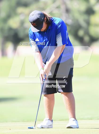 Thumbnail 1 in AIA Division III State Championships  photogallery.