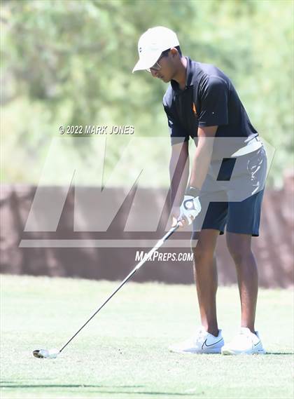 Thumbnail 1 in AIA Division III State Championships  photogallery.