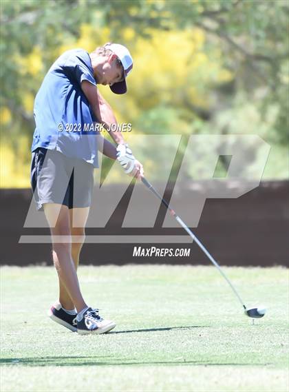 Thumbnail 2 in AIA Division III State Championships  photogallery.
