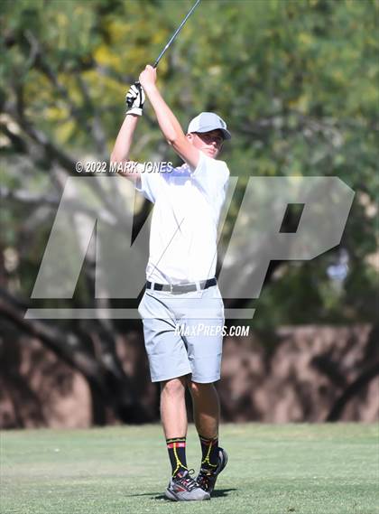 Thumbnail 2 in AIA Division III State Championships  photogallery.