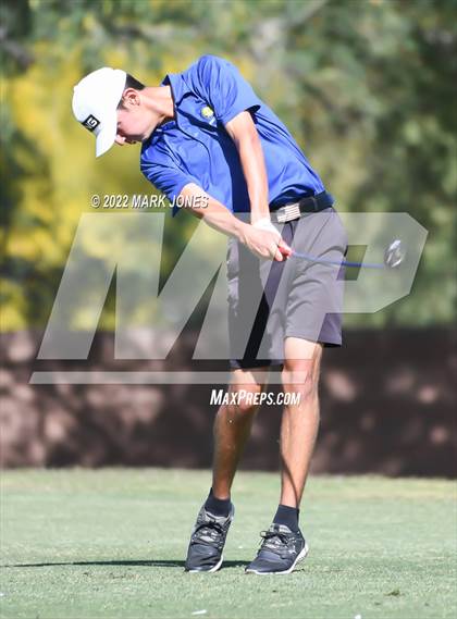 Thumbnail 2 in AIA Division III State Championships  photogallery.