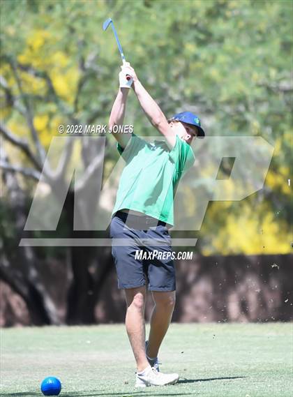 Thumbnail 3 in AIA Division III State Championships  photogallery.