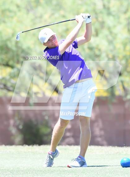 Thumbnail 2 in AIA Division III State Championships  photogallery.