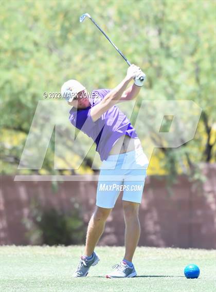 Thumbnail 1 in AIA Division III State Championships  photogallery.