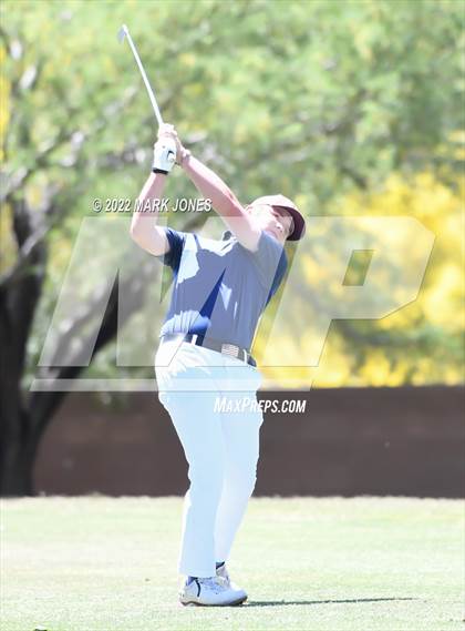 Thumbnail 3 in AIA Division III State Championships  photogallery.