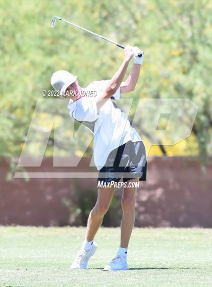 Thumbnail 1 in AIA Division III State Championships  photogallery.