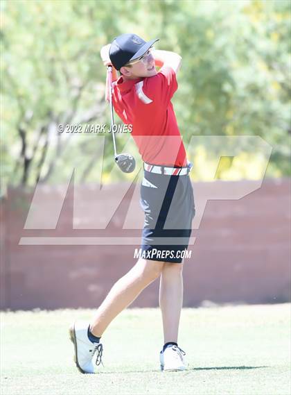 Thumbnail 2 in AIA Division III State Championships  photogallery.