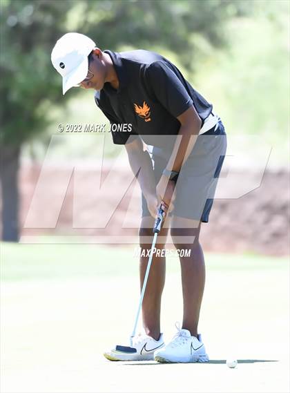 Thumbnail 2 in AIA Division III State Championships  photogallery.