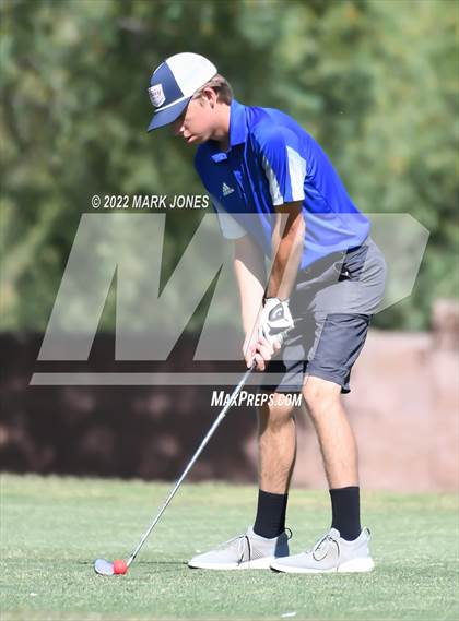 Thumbnail 1 in AIA Division III State Championships  photogallery.