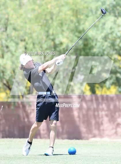 Thumbnail 1 in AIA Division III State Championships  photogallery.
