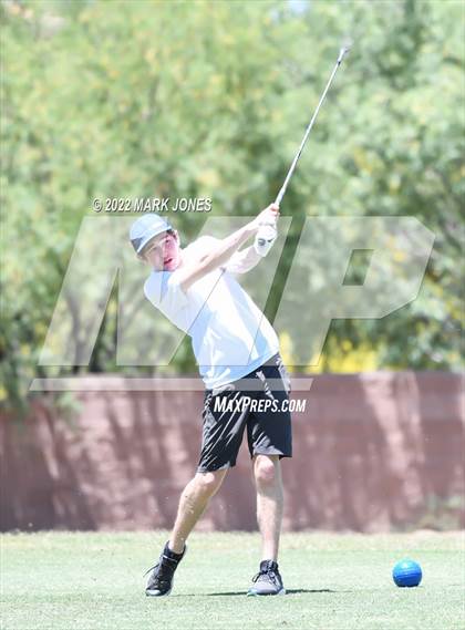 Thumbnail 3 in AIA Division III State Championships  photogallery.