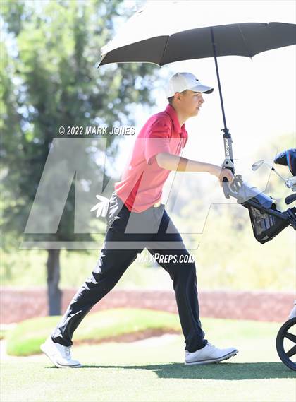 Thumbnail 2 in AIA Division III State Championships  photogallery.