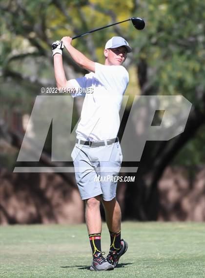 Thumbnail 2 in AIA Division III State Championships  photogallery.