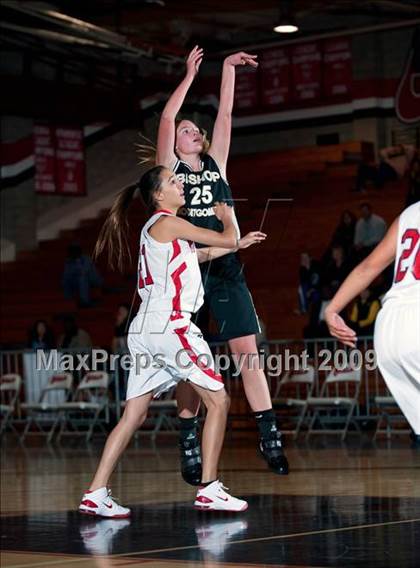 Thumbnail 1 in Bishop Montgomery vs. Great Oak (Ayala Best of the West) photogallery.