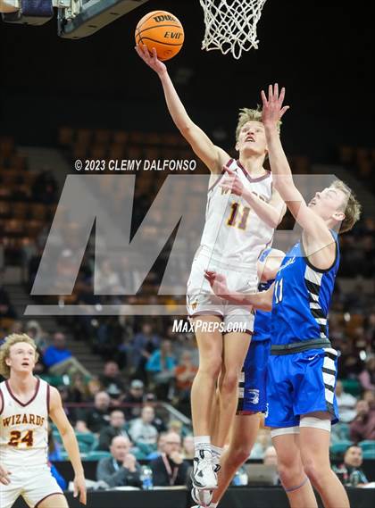 Thumbnail 1 in Longmont vs Windsor (CHSAA 5A Great 8) photogallery.