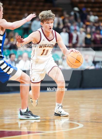 Thumbnail 1 in Longmont vs Windsor (CHSAA 5A Great 8) photogallery.