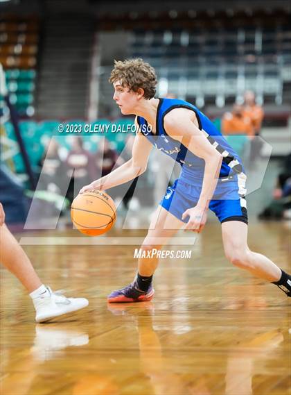 Thumbnail 1 in Longmont vs Windsor (CHSAA 5A Great 8) photogallery.