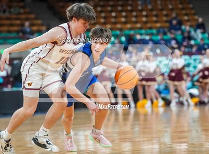 Thumbnail 2 in Longmont vs Windsor (CHSAA 5A Great 8) photogallery.